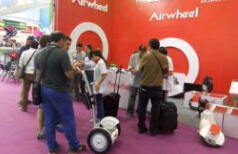 Cada Día Un Viaje de Bajo Carbono Hace a un Doctor Alejarse de Ti -Airwheel Monociclo Eléctrica Inteligente 